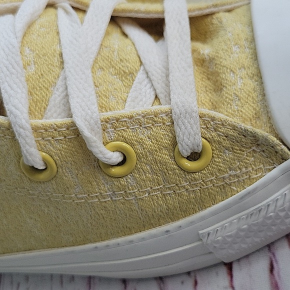 CONVERSE ALL STARS ButterYellow High-Top Sneakers Women's Size 7 - Picture 5 of 9